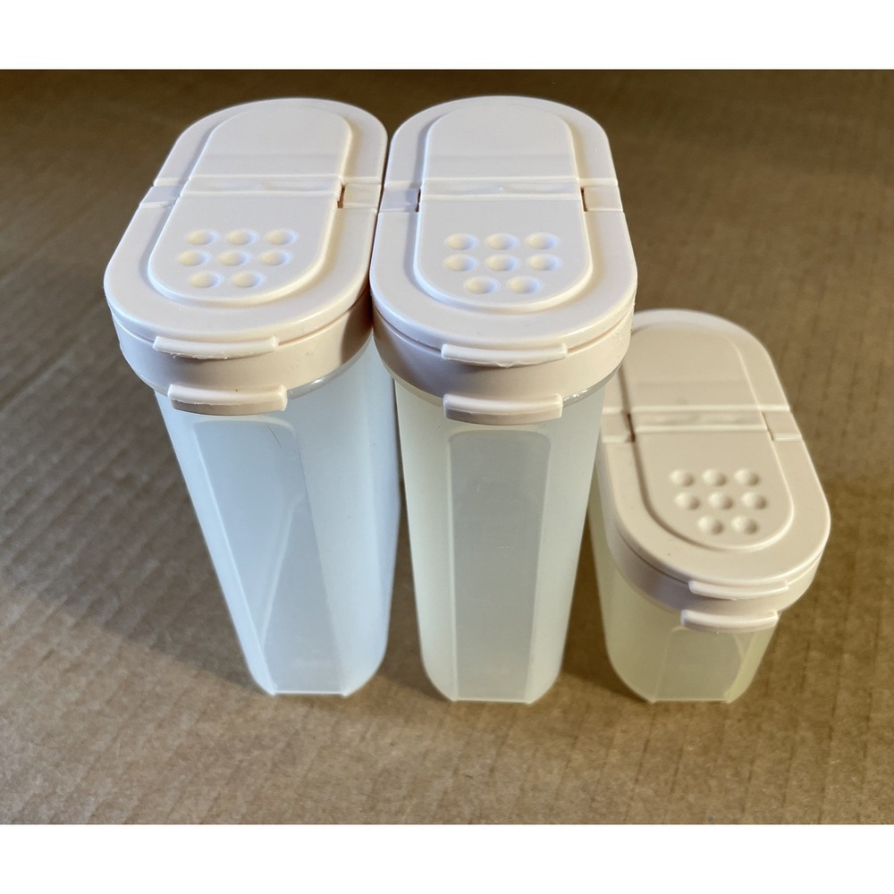3 Tupperware 1846/43 Modular Mates Spice Shaker Container 2 Big And 1 Small tan